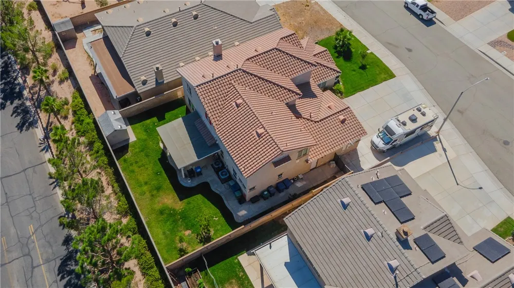 837 Vandal Way Palmdale, CA 93551