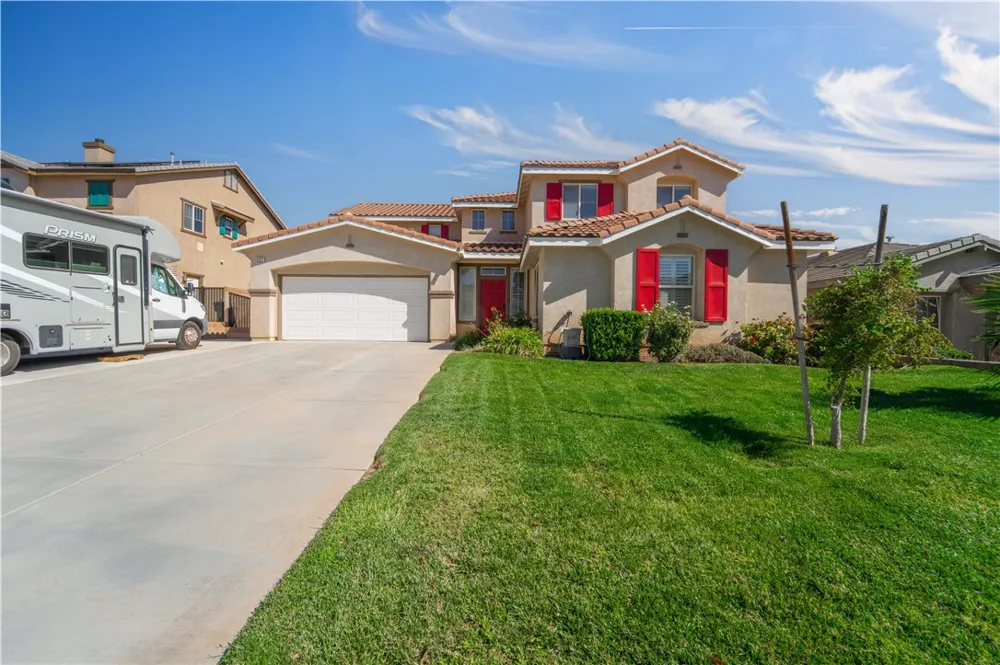 837 Vandal Way Palmdale, CA 93551