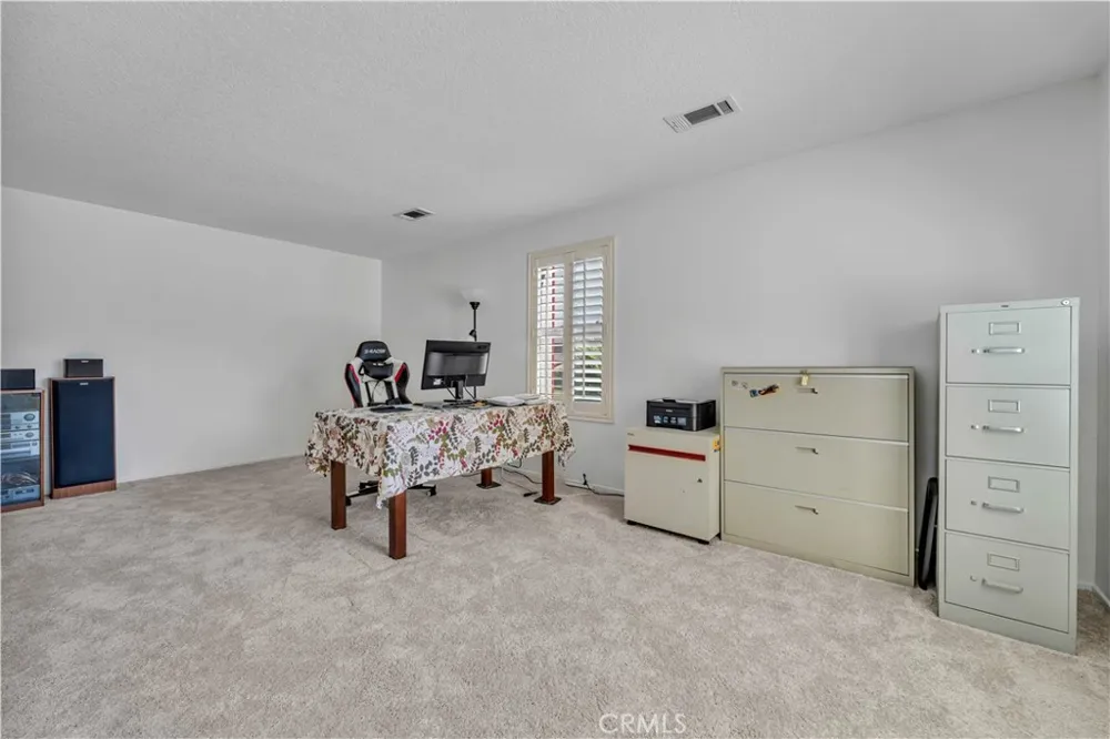837 Vandal Way Palmdale, CA 93551