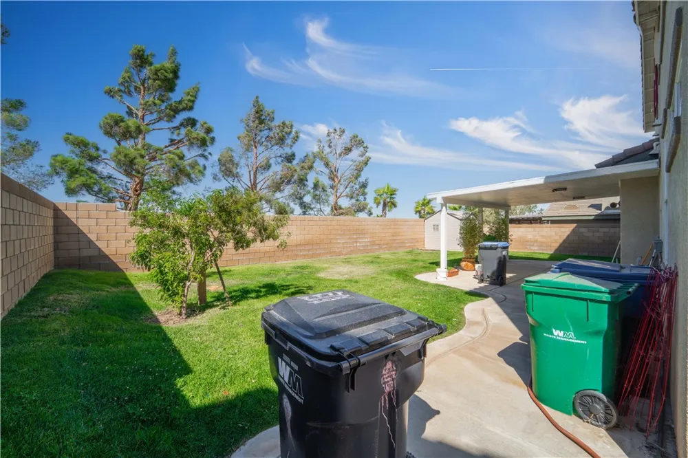 837 Vandal Way Palmdale, CA 93551