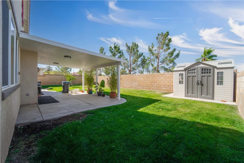 837 Vandal Way Palmdale, CA 93551