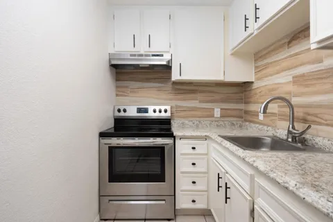 470 Villa Court #109