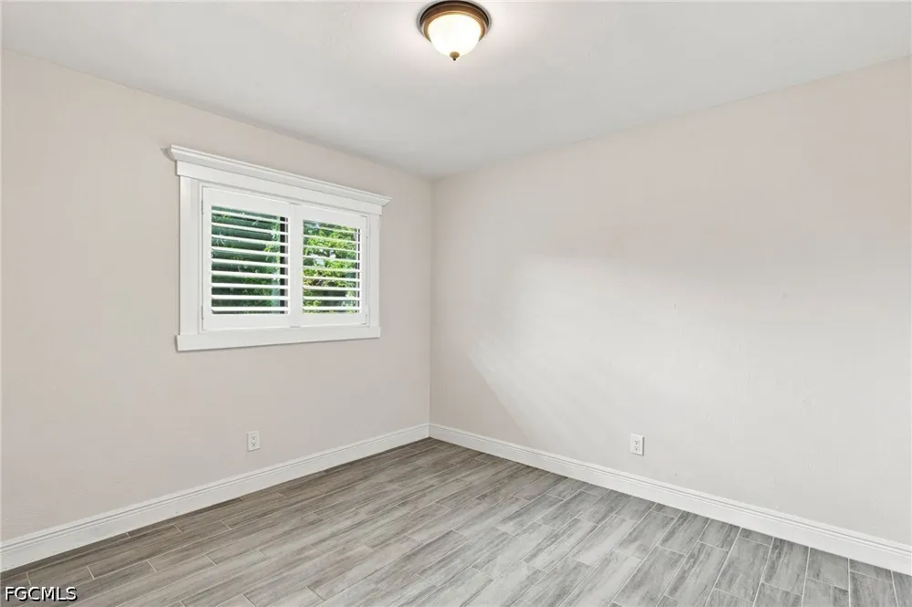 SE 11th Street Cape Coral, FL 33990