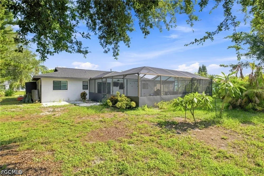 SE 11th Street Cape Coral, FL 33990