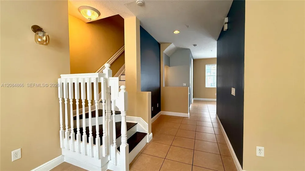 3843 NW 5th Ter Boca Raton, FL 33431