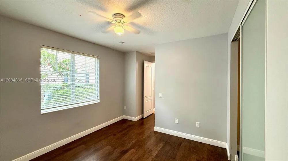 3843 NW 5th Ter Boca Raton, FL 33431