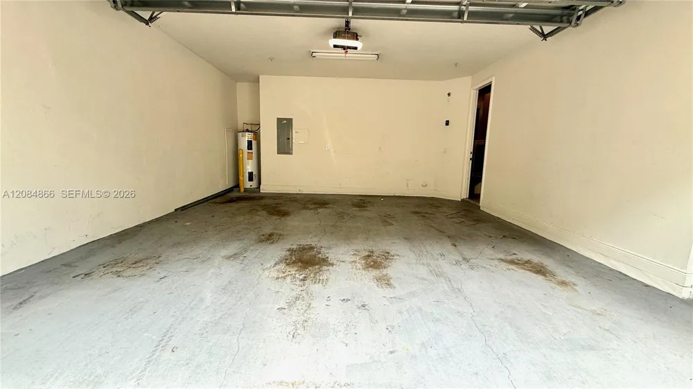 3843 NW 5th Ter Boca Raton, FL 33431