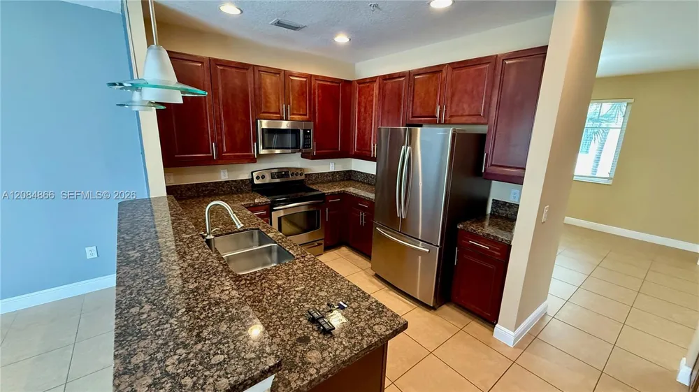 3843 NW 5th Ter Boca Raton, FL 33431