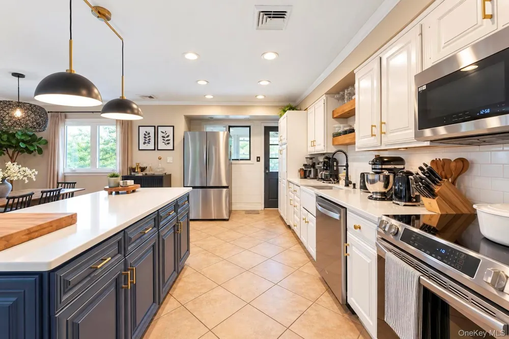 1020 Wood Park Drive Baldwin, NY 11510