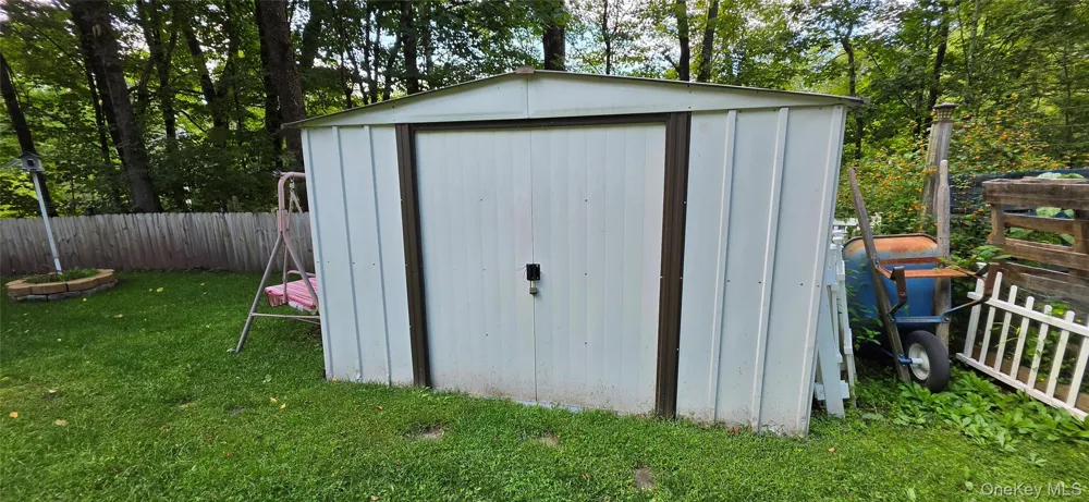 42 Gabriel Road Cochecton, NY 12726