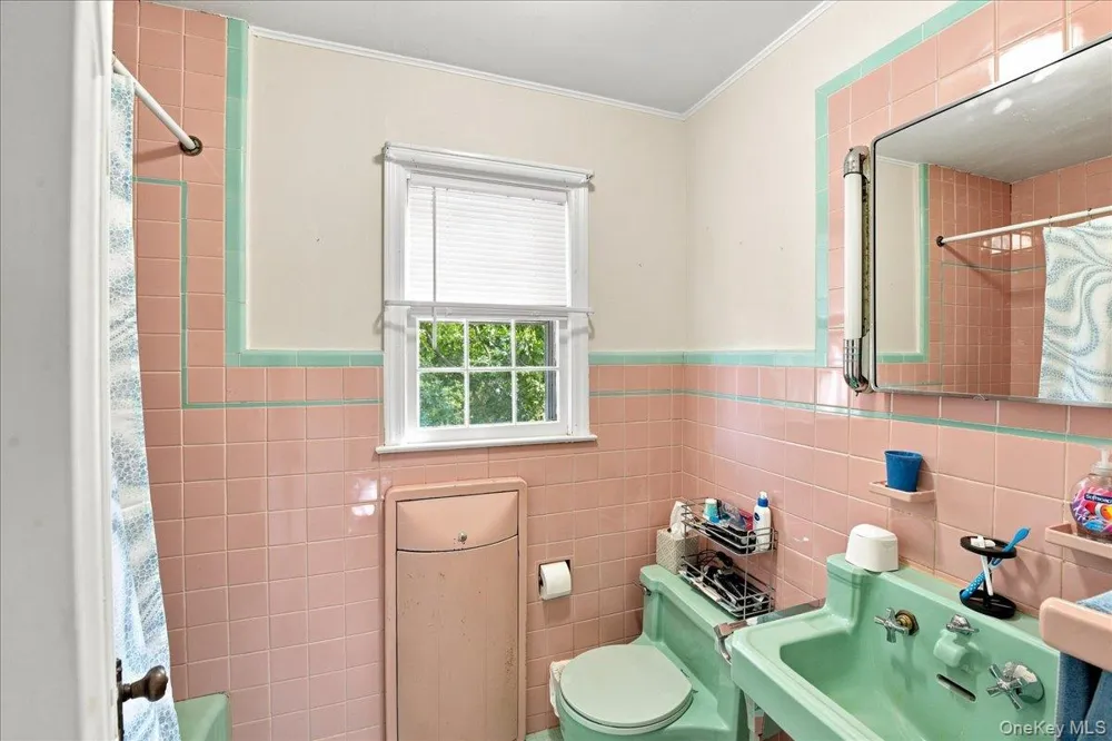 297 Maple Avenue Patchogue, NY 11772