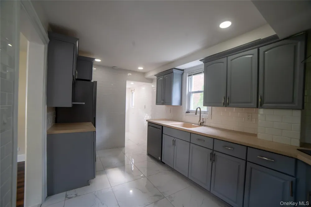 154 Bell Road Scarsdale, NY 10583