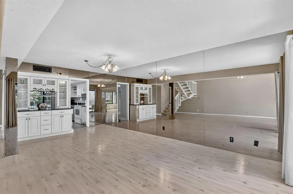 665 SE 21st Avenue #102 Deerfield Beach, FL 33441