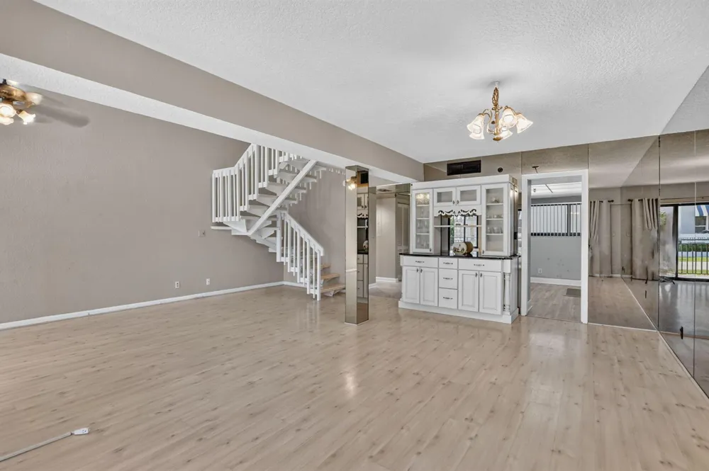 665 SE 21st Avenue #102 Deerfield Beach, FL 33441