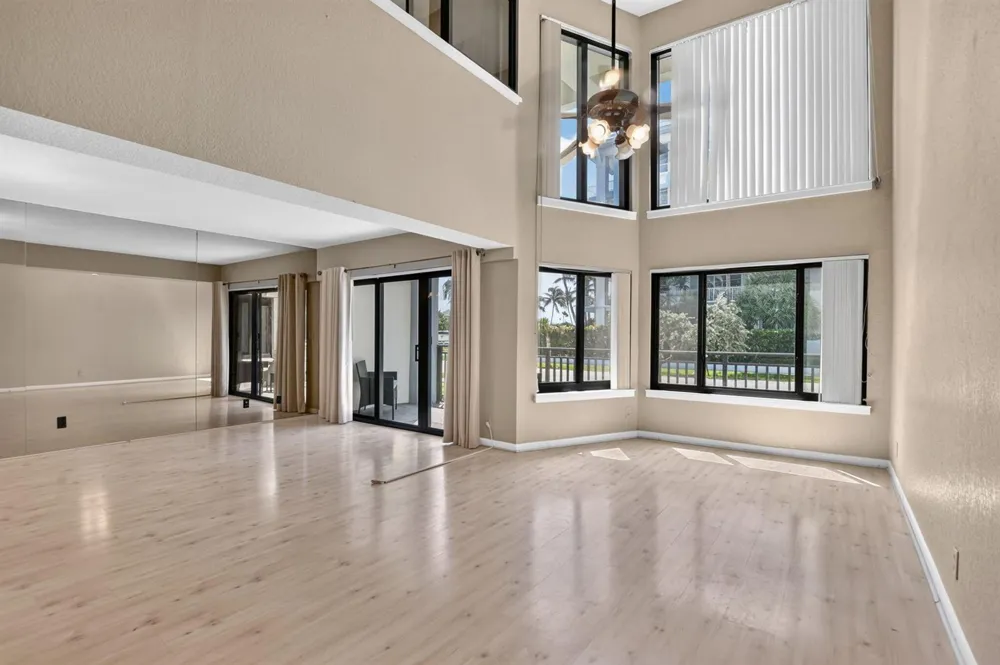 665 SE 21st Avenue #102 Deerfield Beach, FL 33441