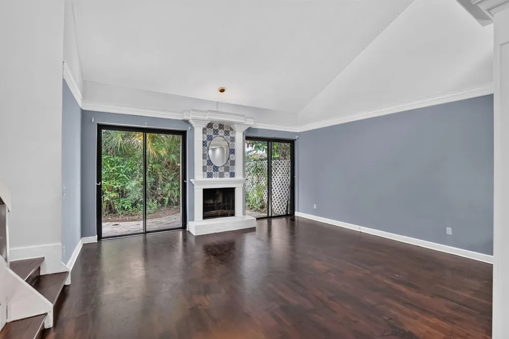 7666 SIERRA TERRACE W Boca Raton, FL 33433