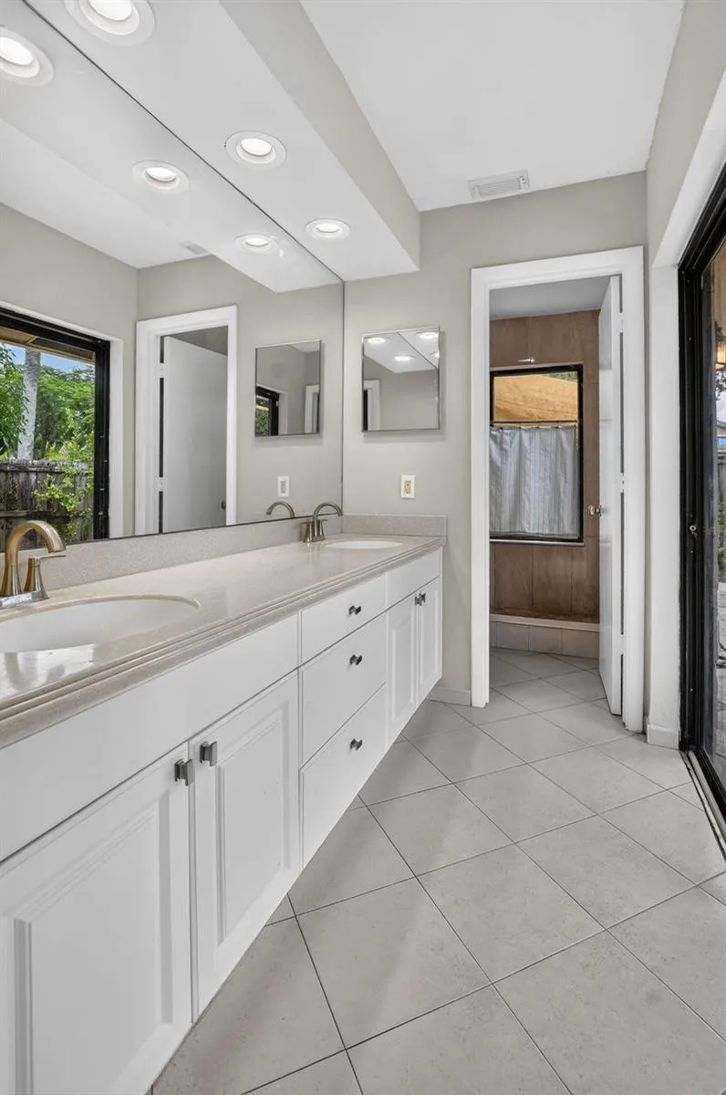 7666 SIERRA TERRACE W Boca Raton, FL 33433