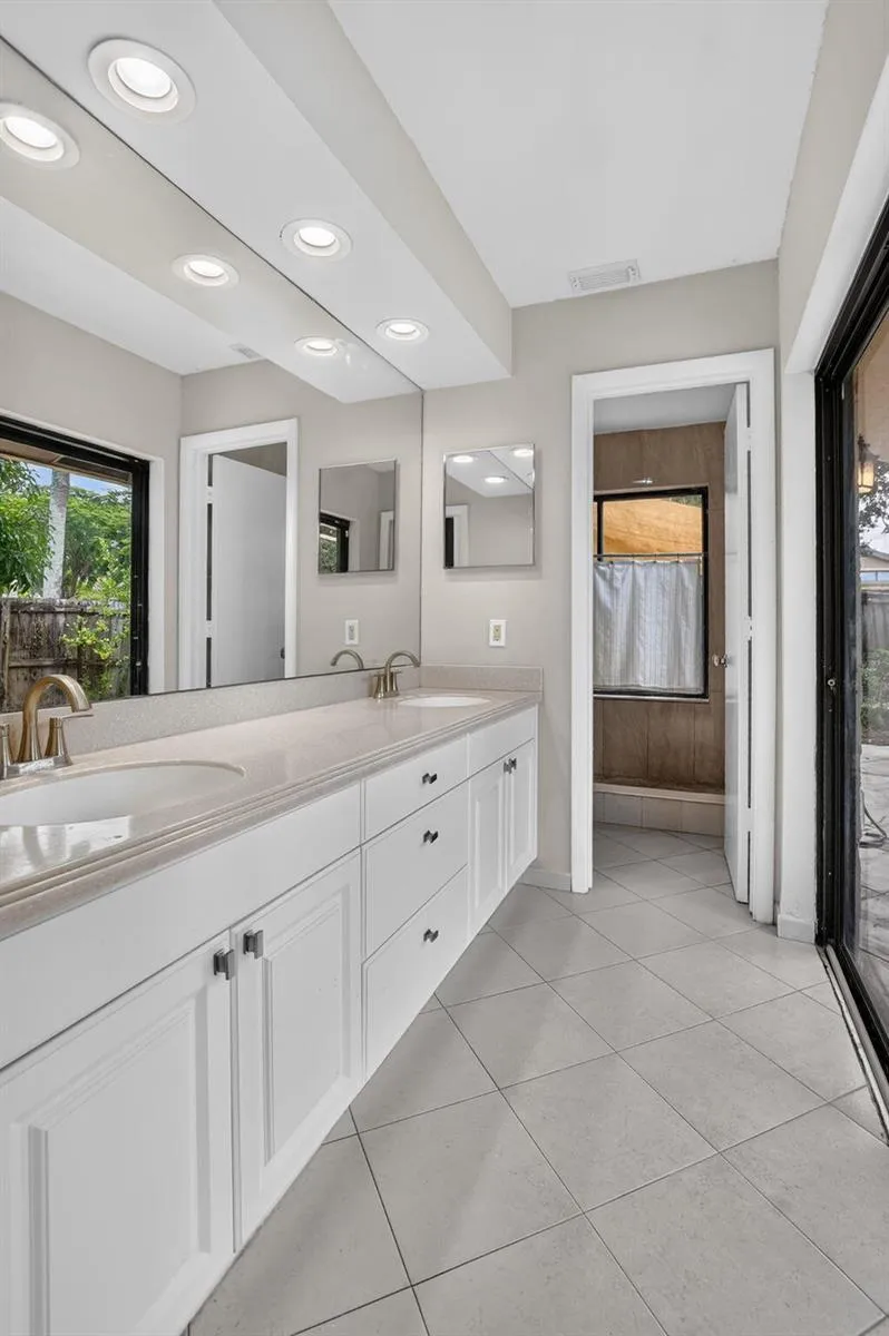 7666 SIERRA TERRACE W Boca Raton, FL 33433