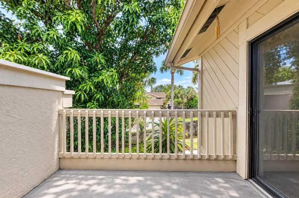 7666 SIERRA TERRACE W Boca Raton, FL 33433