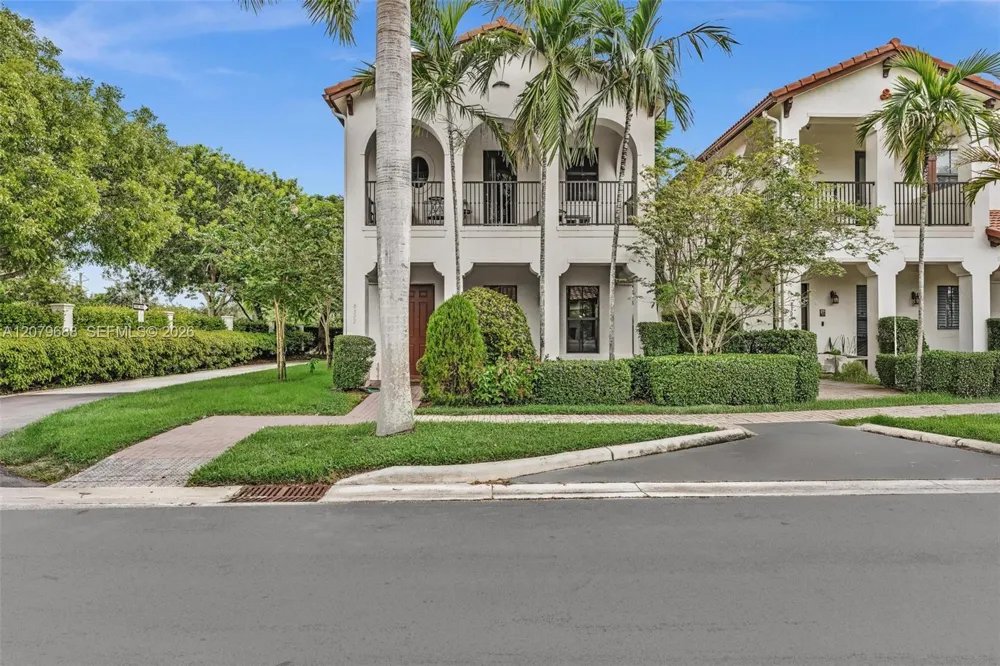 8397 NW 38th St Cooper City, FL 33024