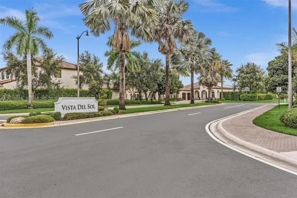 8397 NW 38th St Cooper City, FL 33024