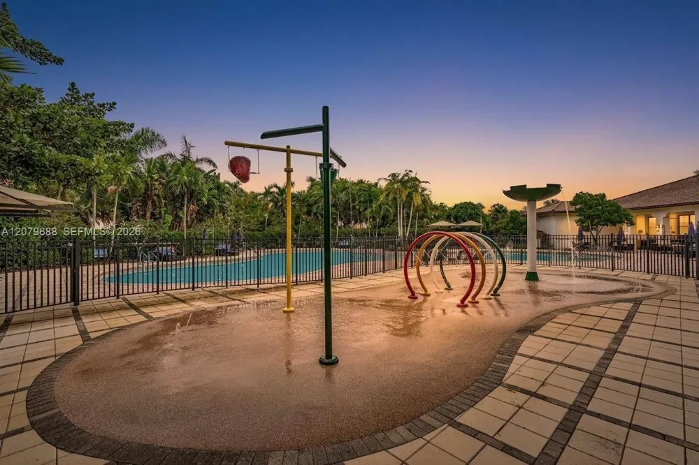 8397 NW 38th St Cooper City, FL 33024