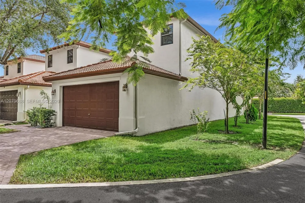 8397 NW 38th St Cooper City, FL 33024
