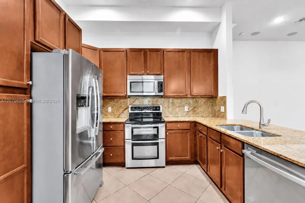 8397 NW 38th St Cooper City, FL 33024