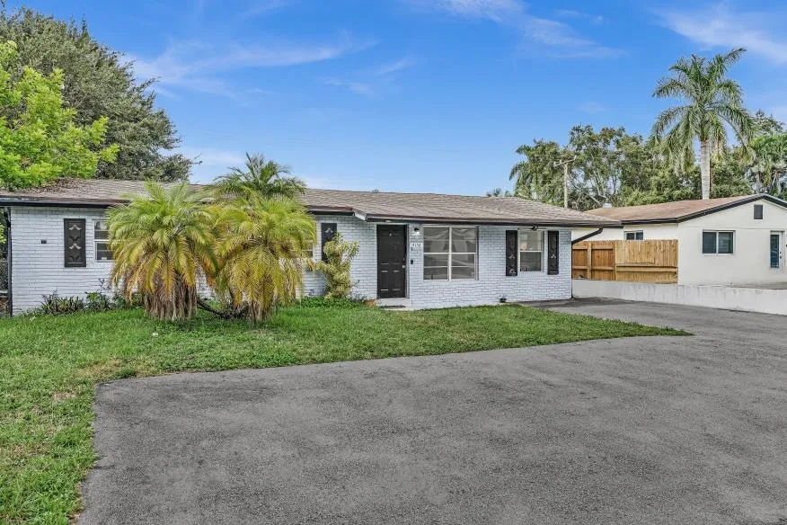 4156 SW 49TH COURT #0 Dania Beach, FL 33314