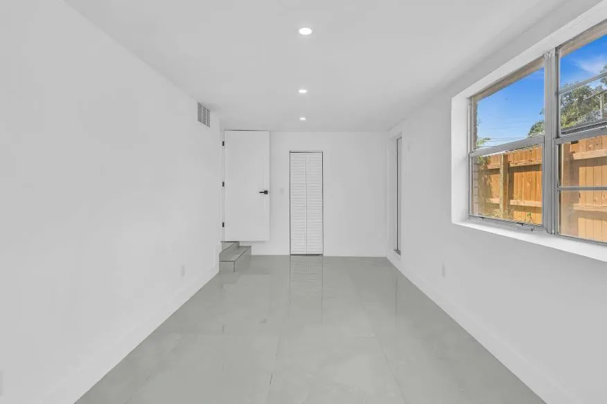4156 SW 49TH COURT #0 Dania Beach, FL 33314