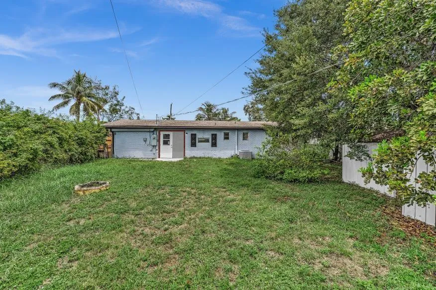 4156 SW 49TH COURT #0 Dania Beach, FL 33314