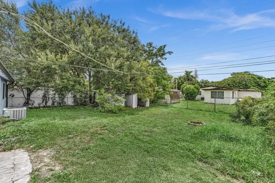 4156 SW 49TH COURT #0 Dania Beach, FL 33314