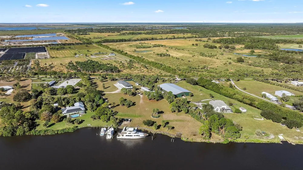 10275 SW GREEN RIDGE LANE Palm City, FL 34990