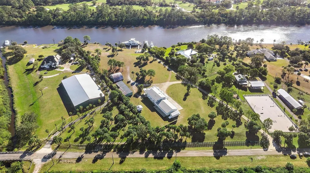 10275 SW GREEN RIDGE LANE Palm City, FL 34990