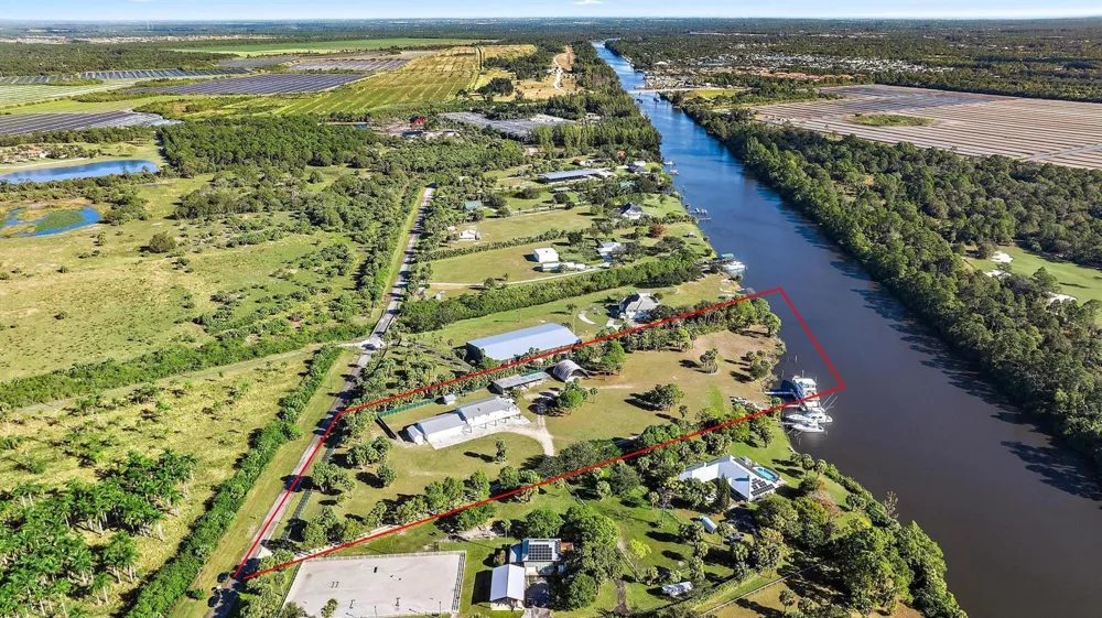 10275 SW GREEN RIDGE LANE Palm City, FL 34990