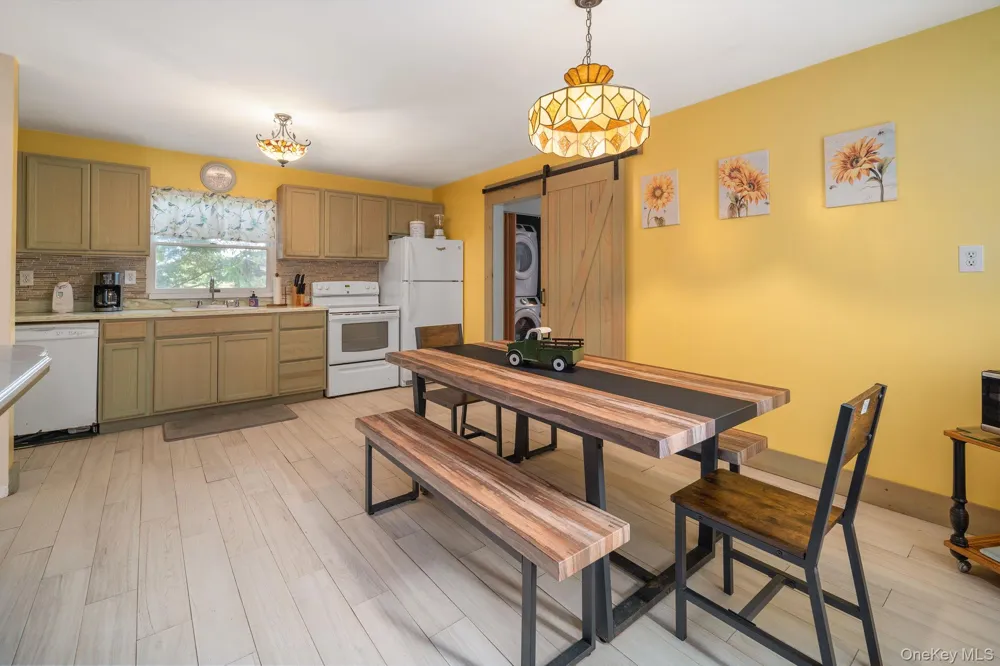 5206 Town Brook Road Stamford, NY 13788
