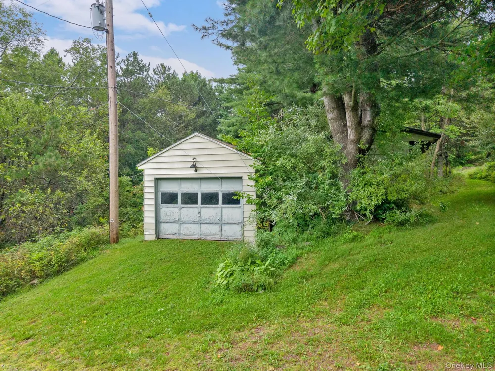 5206 Town Brook Road Stamford, NY 13788