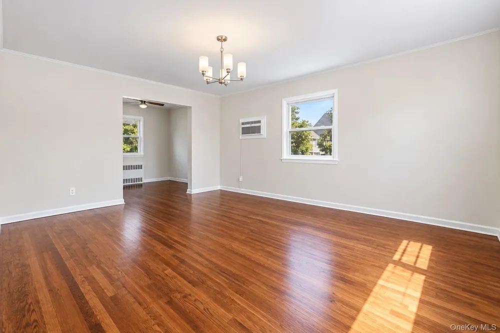 177 Toronto Avenue Massapequa, NY 11758