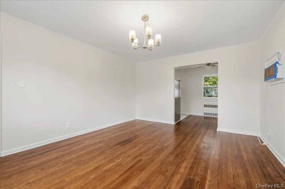 177 Toronto Avenue Massapequa, NY 11758