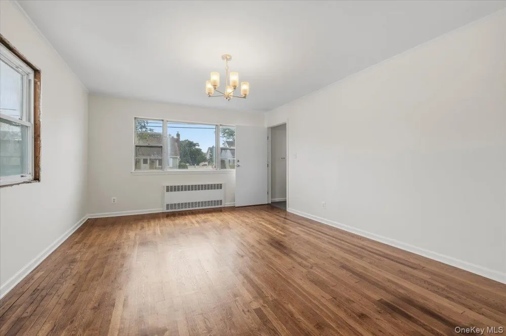 177 Toronto Avenue Massapequa, NY 11758