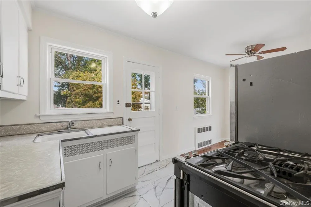 177 Toronto Avenue Massapequa, NY 11758