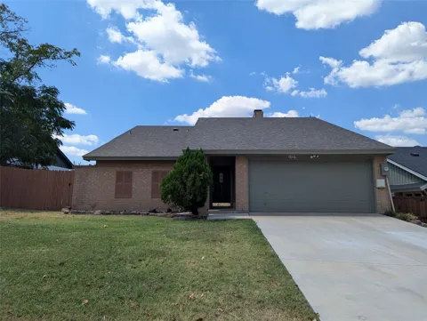 2727 Colonial Drive