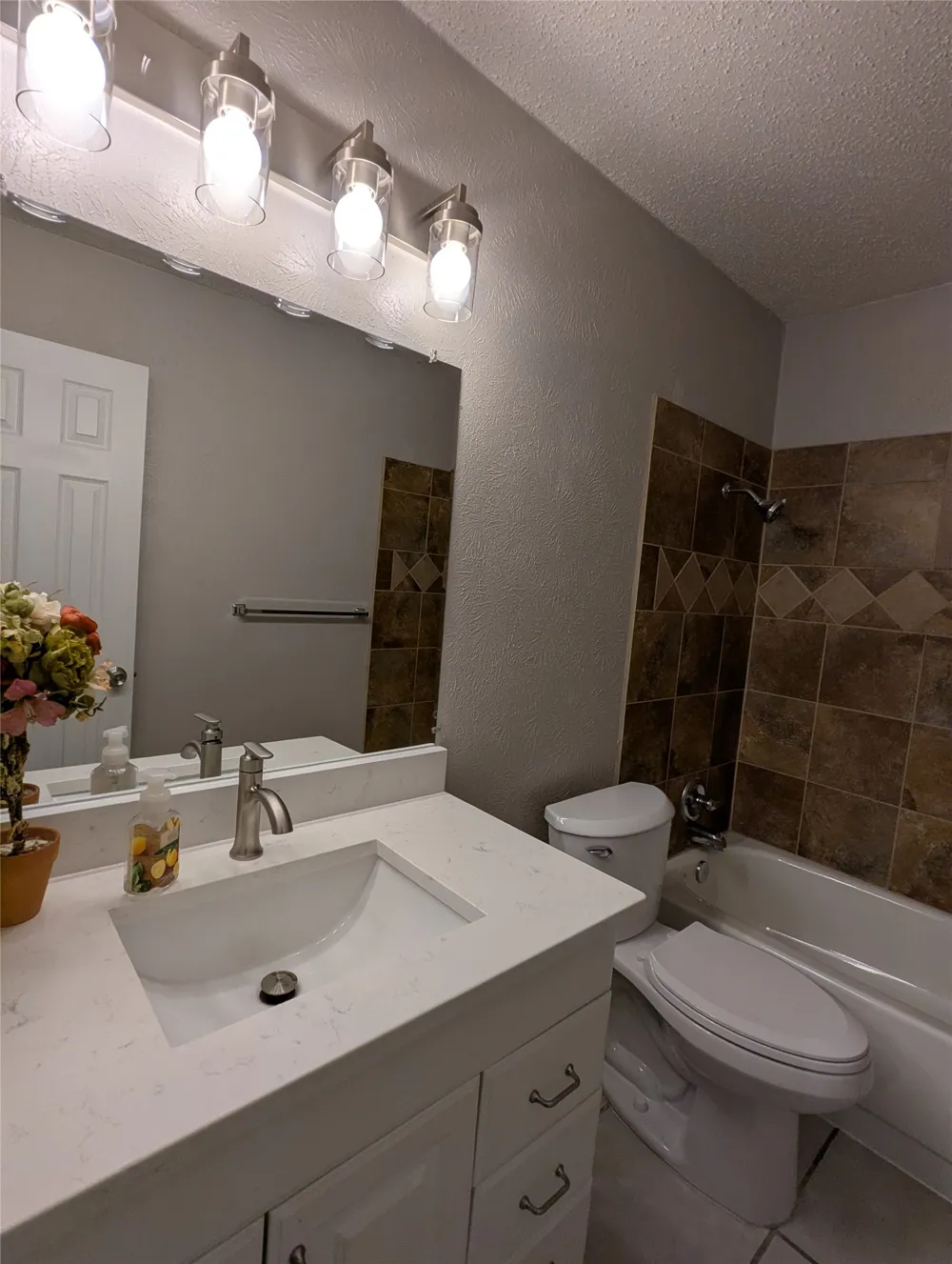 2727 Colonial Drive Carrollton, TX 75007