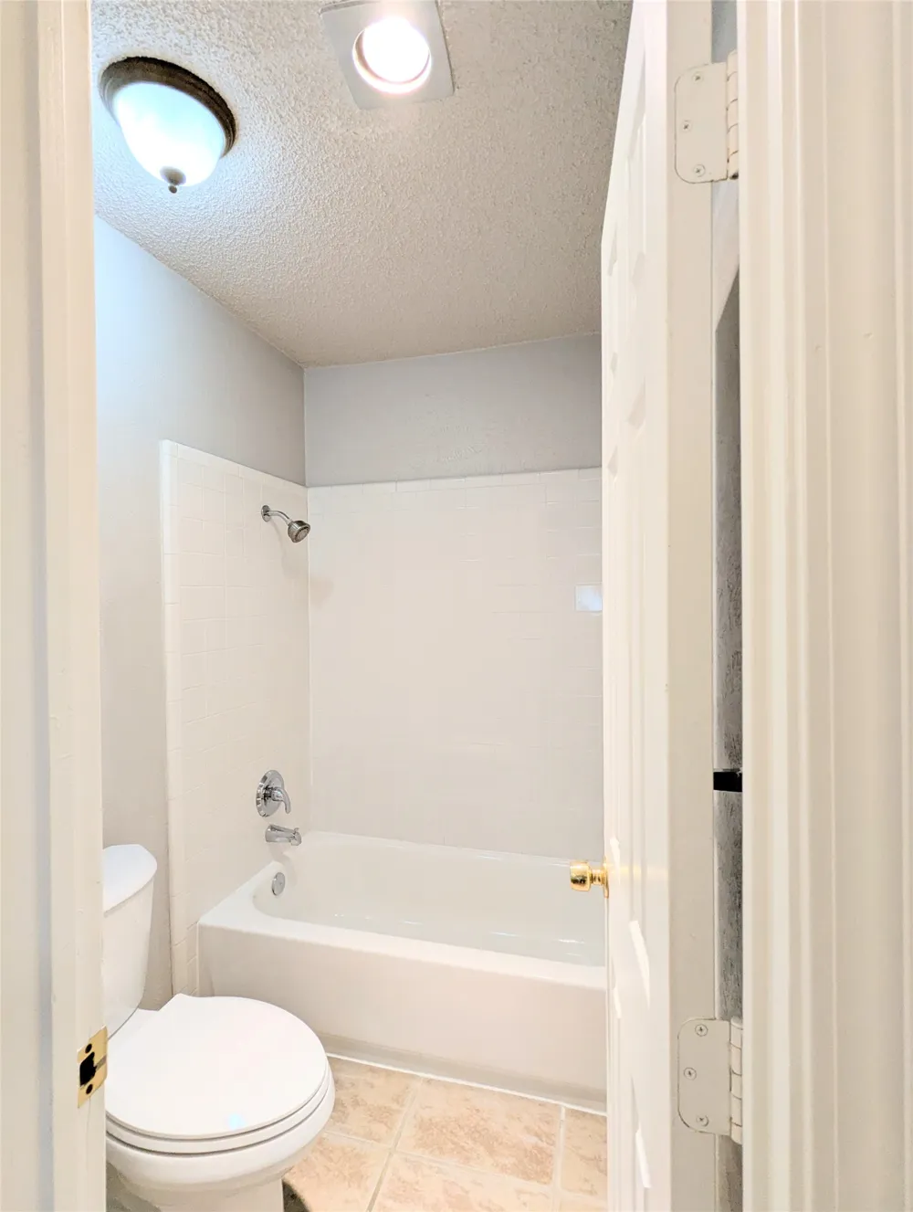 2727 Colonial Drive Carrollton, TX 75007