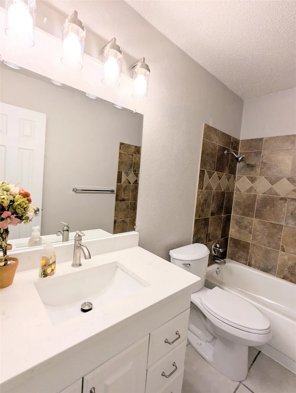 2727 Colonial Drive Carrollton, TX 75007