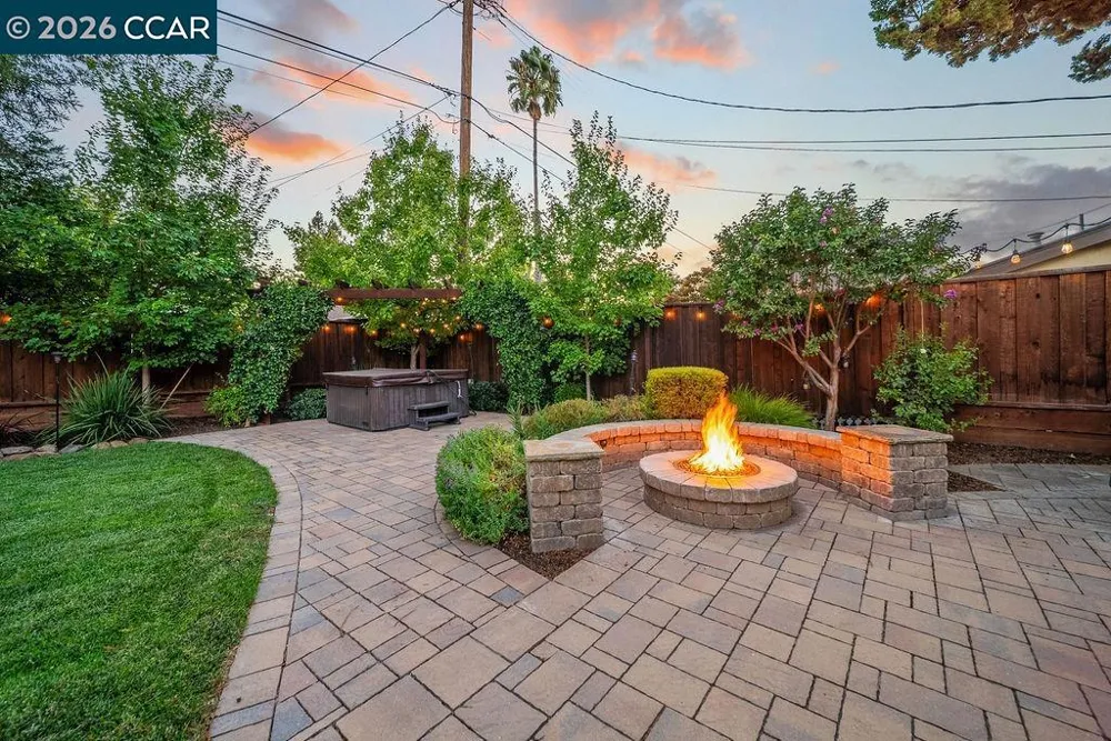169 Venado Corte Walnut Creek, CA 94598