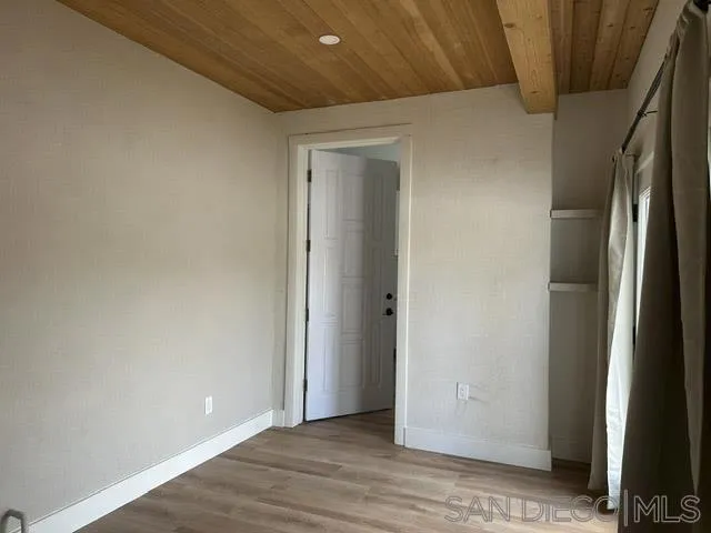15859 Riparian Rd Poway, CA 92064