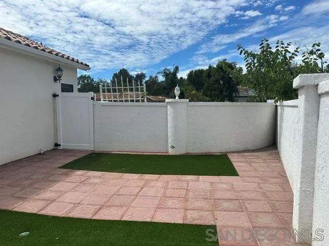 15859 Riparian Rd Poway, CA 92064
