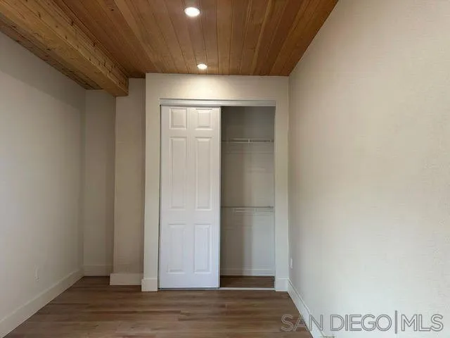 15859 Riparian Rd Poway, CA 92064
