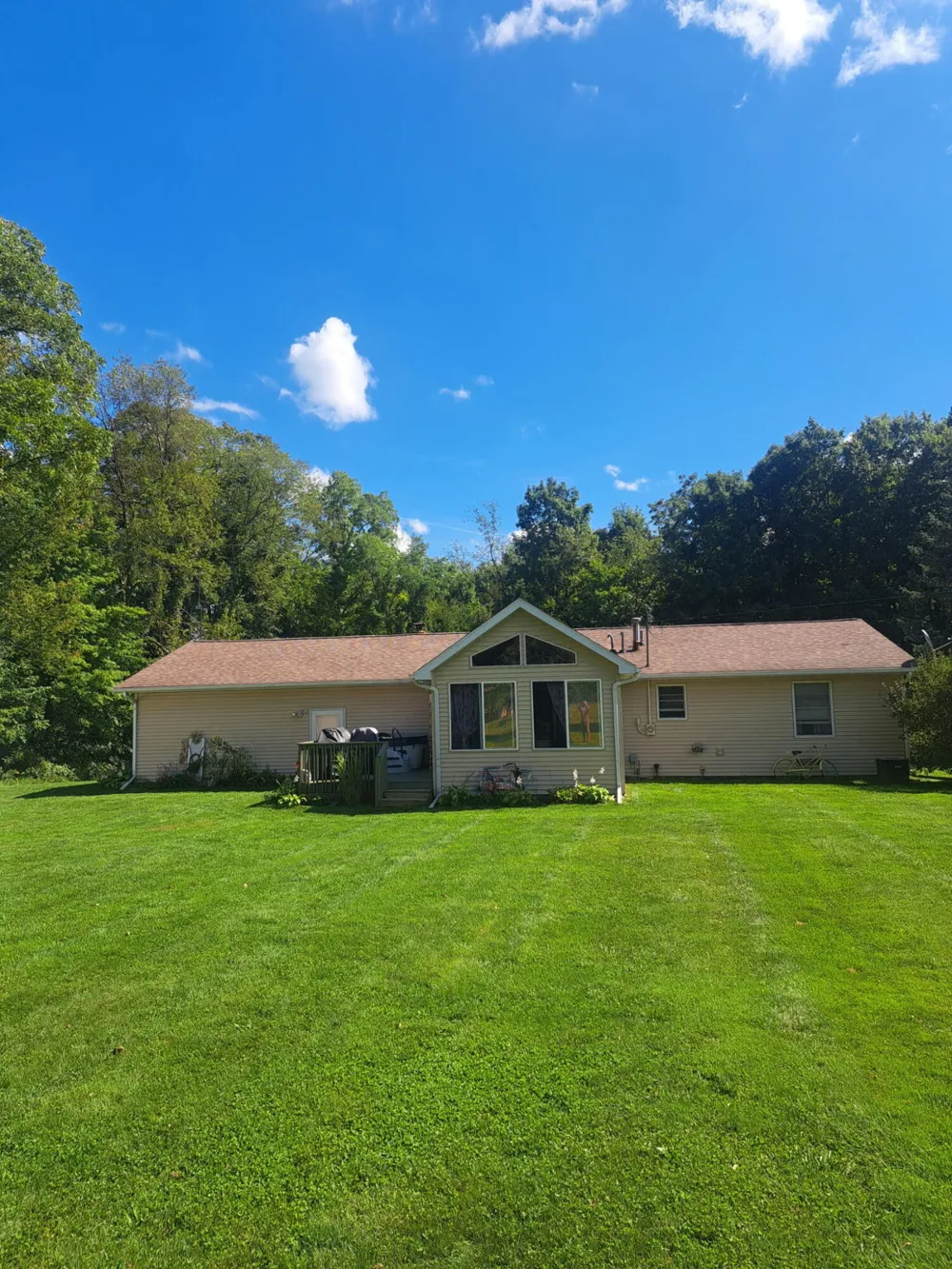 6300 S Bradley Road Bellevue, MI 49021
